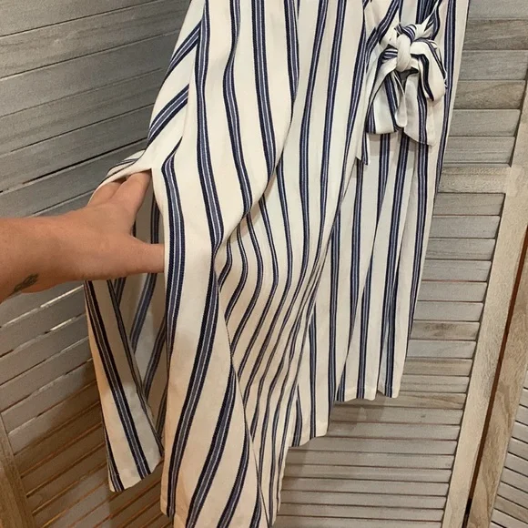 NWT-Free People Women's Sleeveless Striped wrap Tunic - Picture 4 of 5